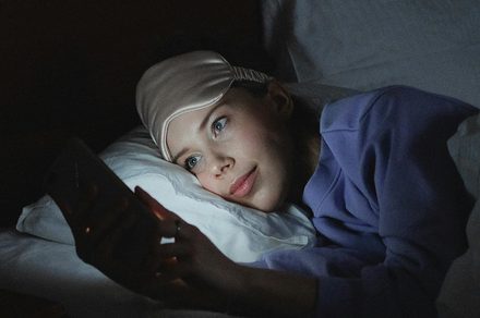 Nos écrans détruisent le sommeil des jeunes adultes