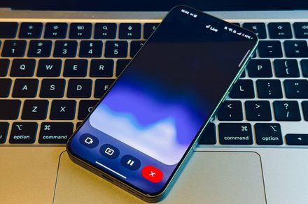 Gemini Live se met à la recherche approfondie par la voix